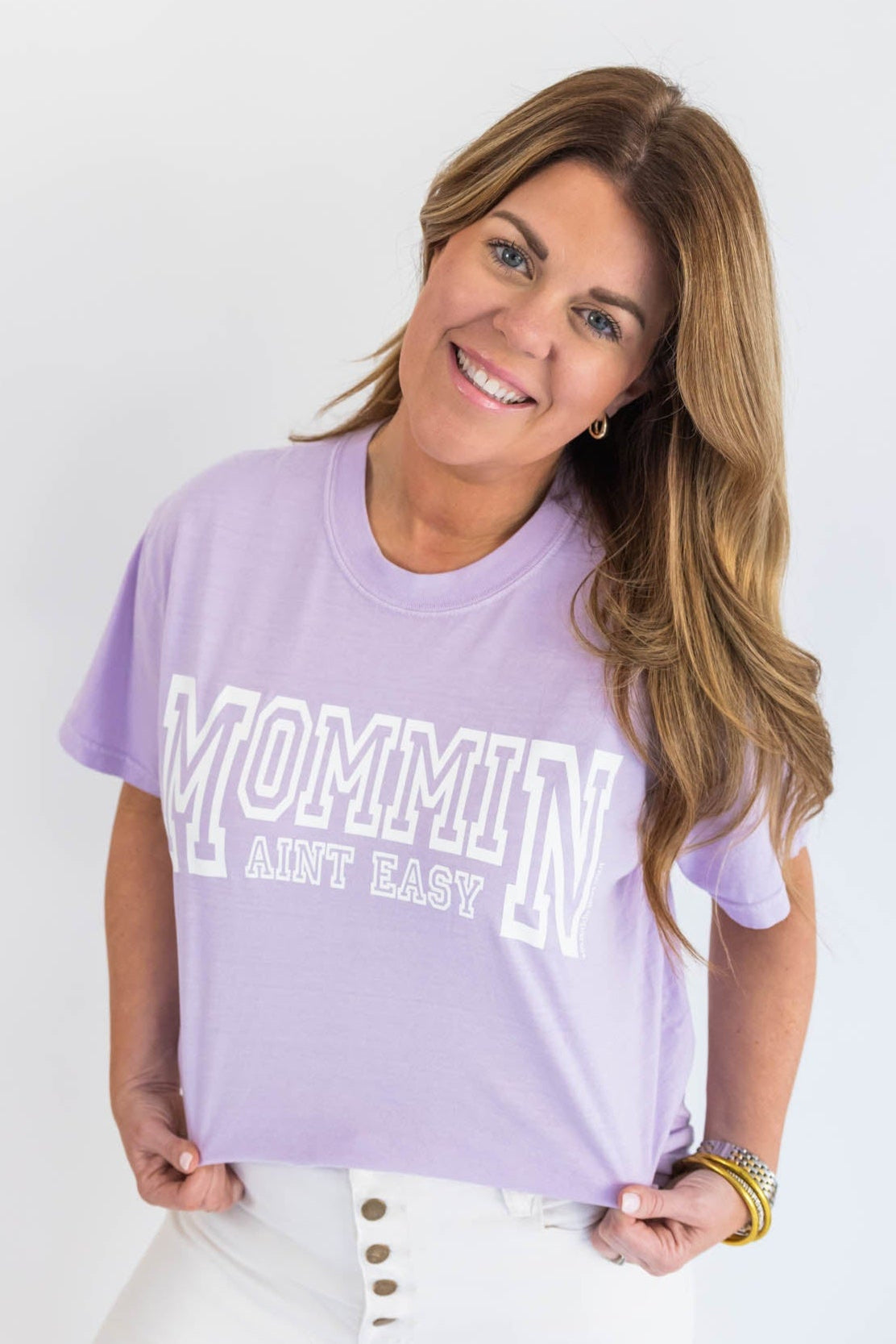 Mommin Aint Easy – Love Bug Apparel